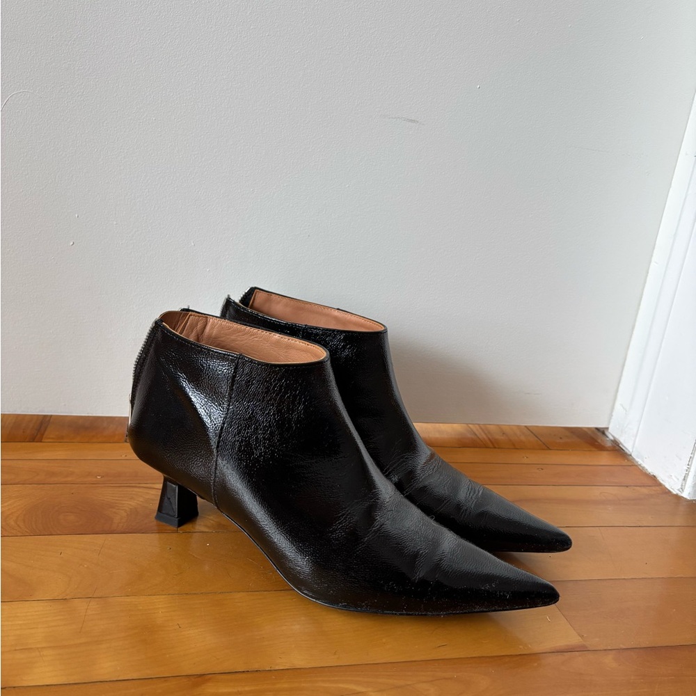 GANNI black ankle booties sz39